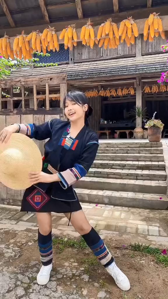 น้องมี่